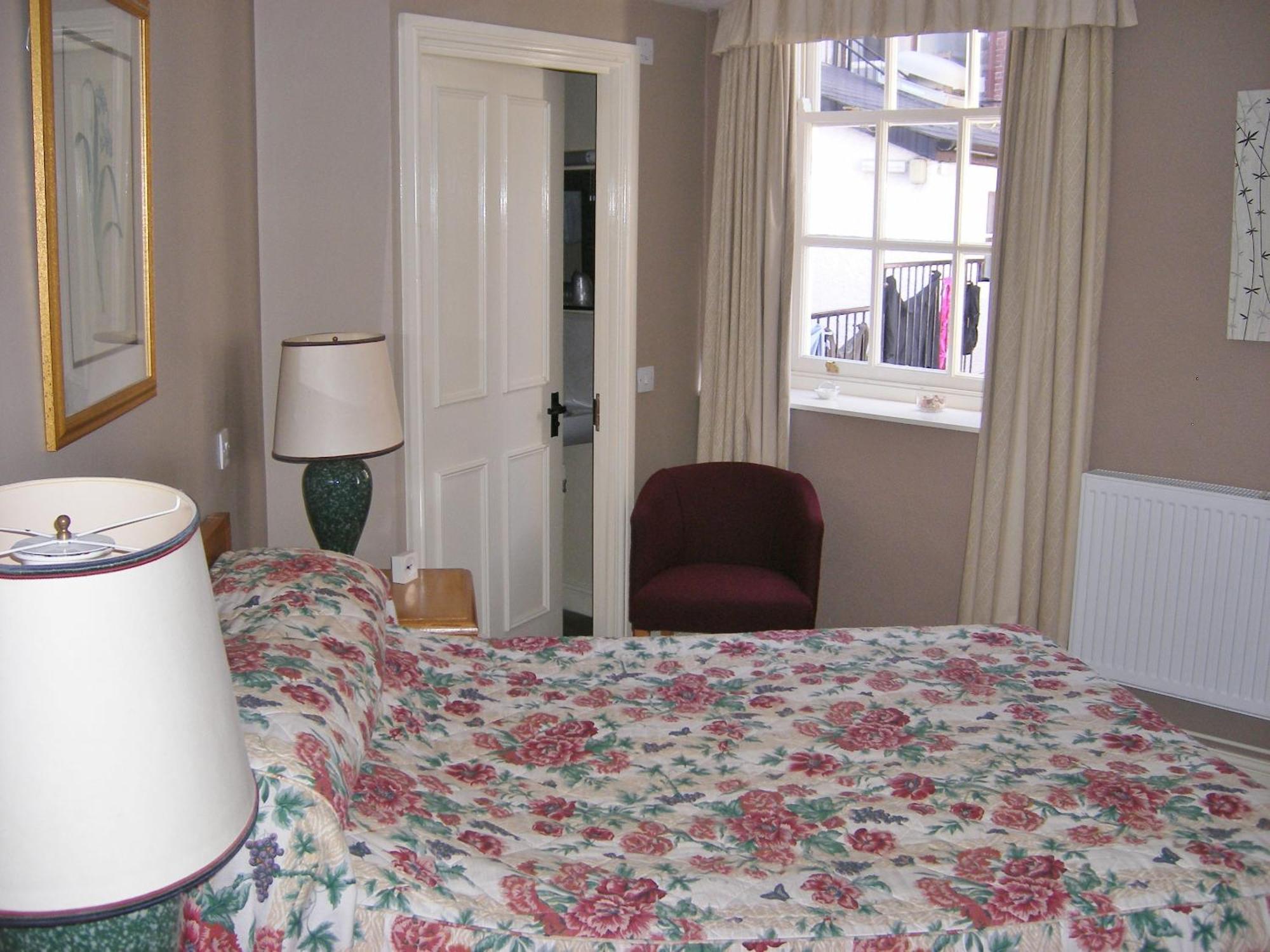 The Kings Head Hotel Abergavenny Zewnętrze zdjęcie