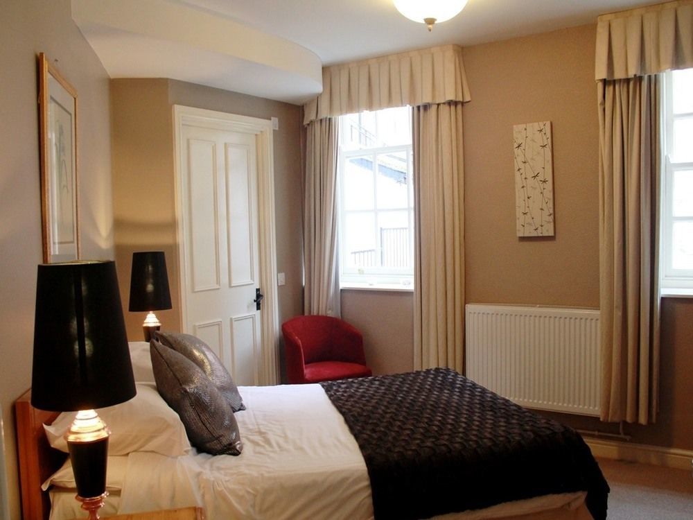 The Kings Head Hotel Abergavenny Zewnętrze zdjęcie